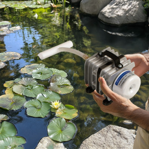 Kruger Meier OxyPure Breeze 2400 - napowietrzacz do oczka wodnego